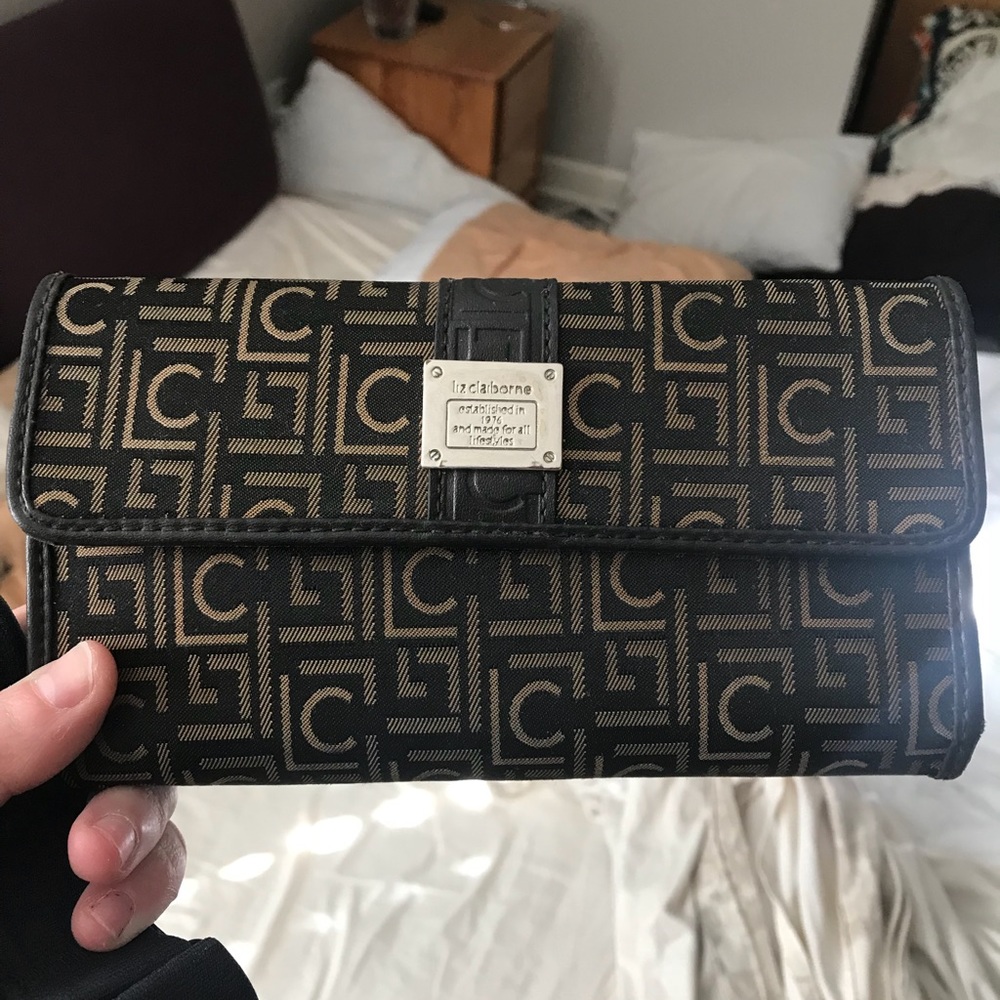 Liz Claiborne wallet